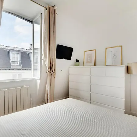 Invalides - Tour Eiffel Appartement