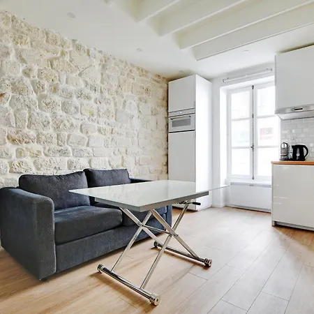 Invalides - Tour Eiffel Appartement *
